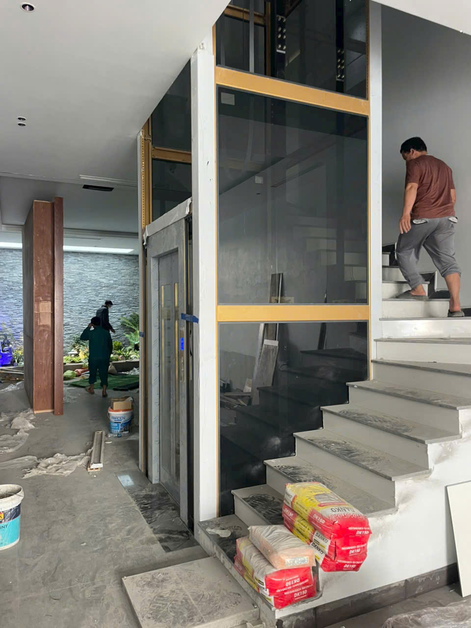 câu hỏi cho khách hàng  tôi muốn lắp thang máy